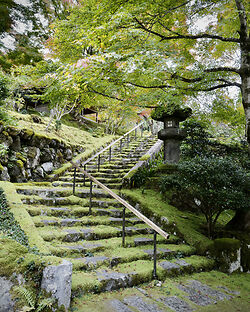 Hakuryu-en steps, Kyoto