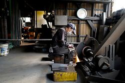 The Niwaki Forged Trowel