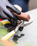 Sharpening GR Pro Secateurs with the Niwaki #1000 sharpening stone