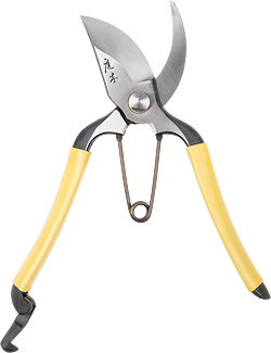 Niwaki GR Pro Secateurs • Right Handed (Open View)