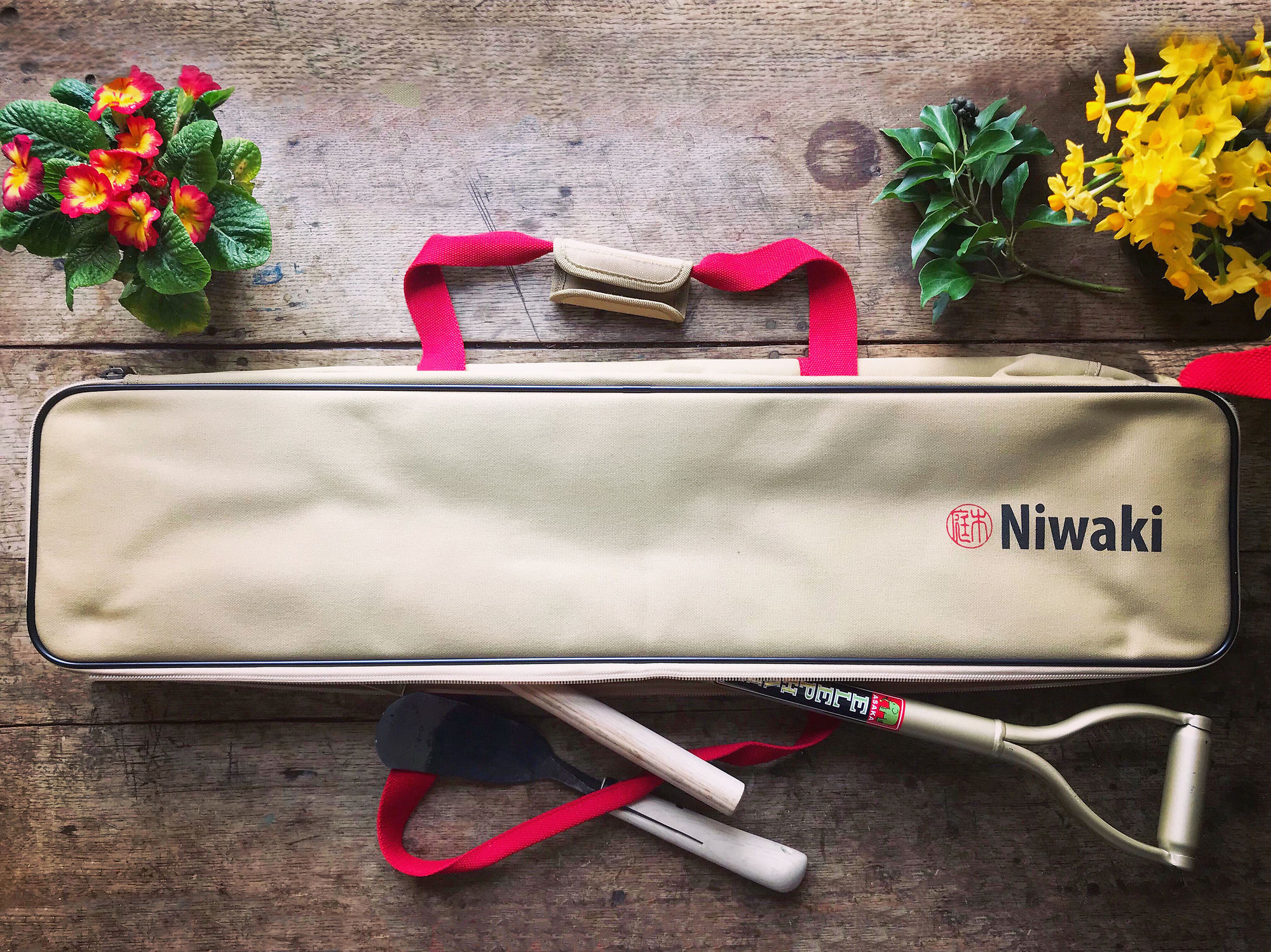 Niwaki Japanese Tripod Ladders, Fine Pruning Tools & Other Great