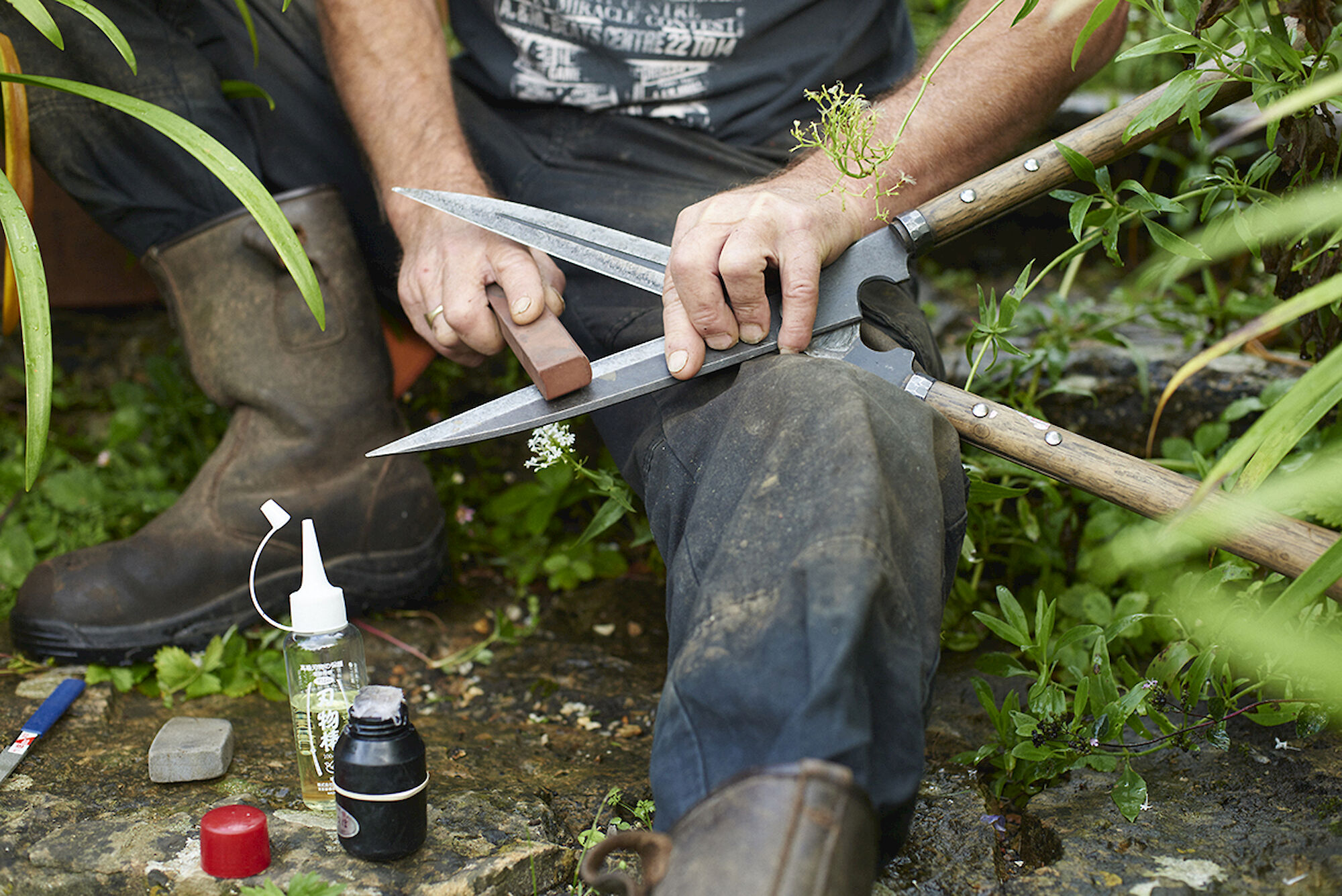 Niwaki Japanese Tripod Ladders, Fine Pruning Tools & Other Great
