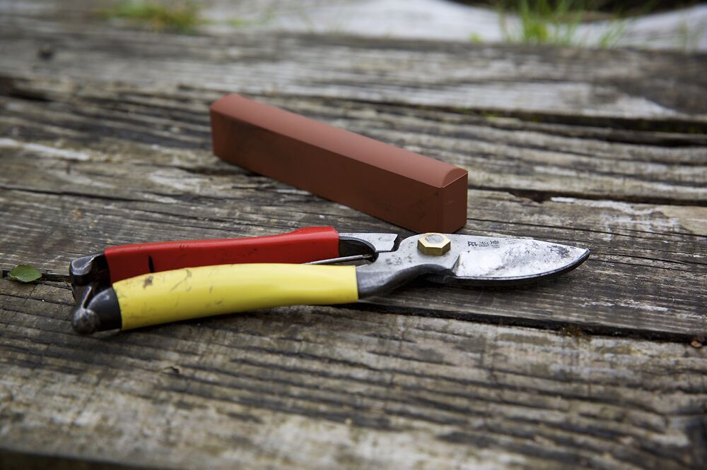 Niwaki Sharpening Stone For Garden Tool Care