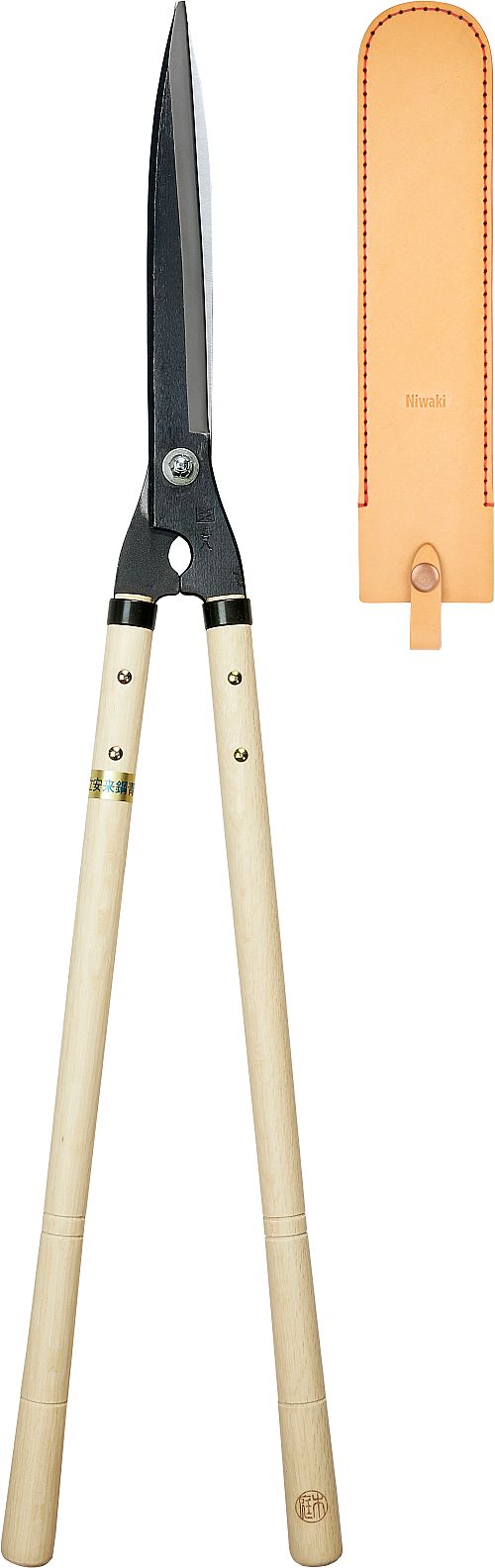 Niwaki Topiary Shears for box clipping